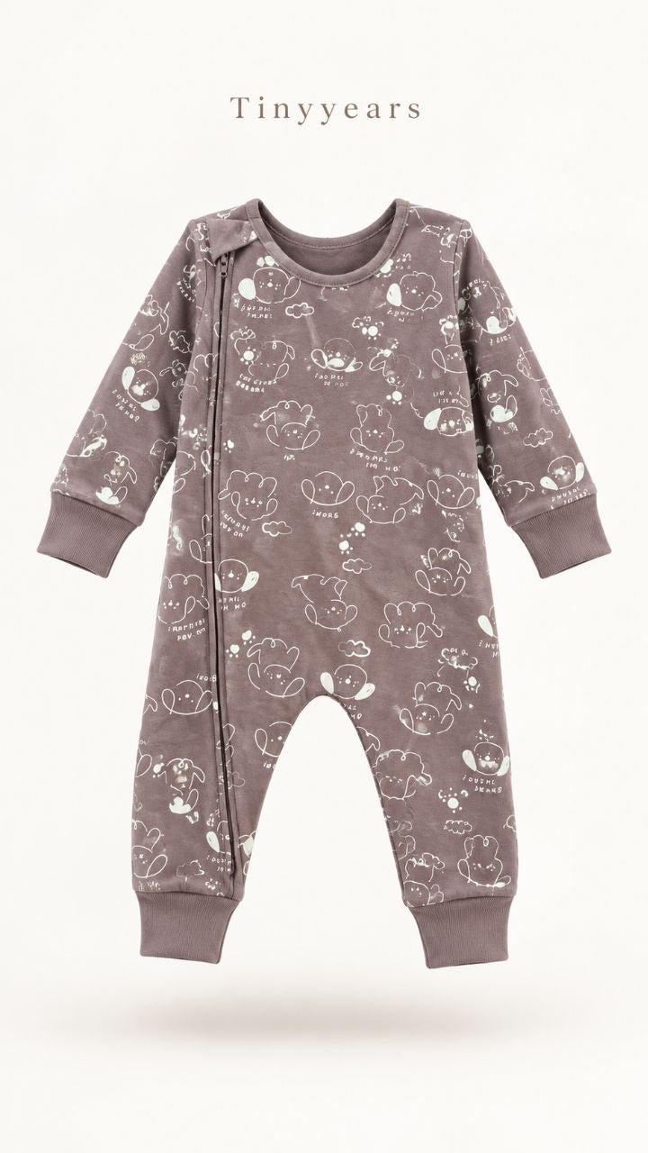Cute Puppy Print Ribbed Baby Sleepsuit – Full Sleeve Zip Jumpsuit
